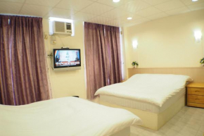Отель Sun Moon Star Hostel  Budai Township